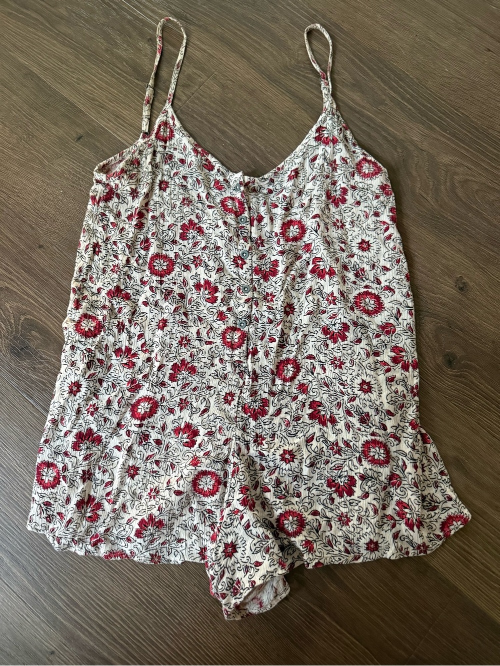 Billabong floral print button-front spaghetti strap romper Size XS